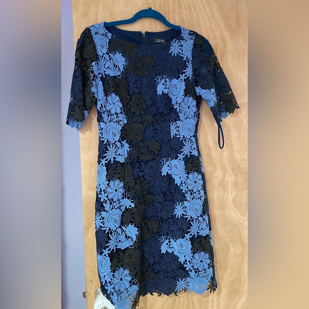 Tahari navy lace dress size 2.